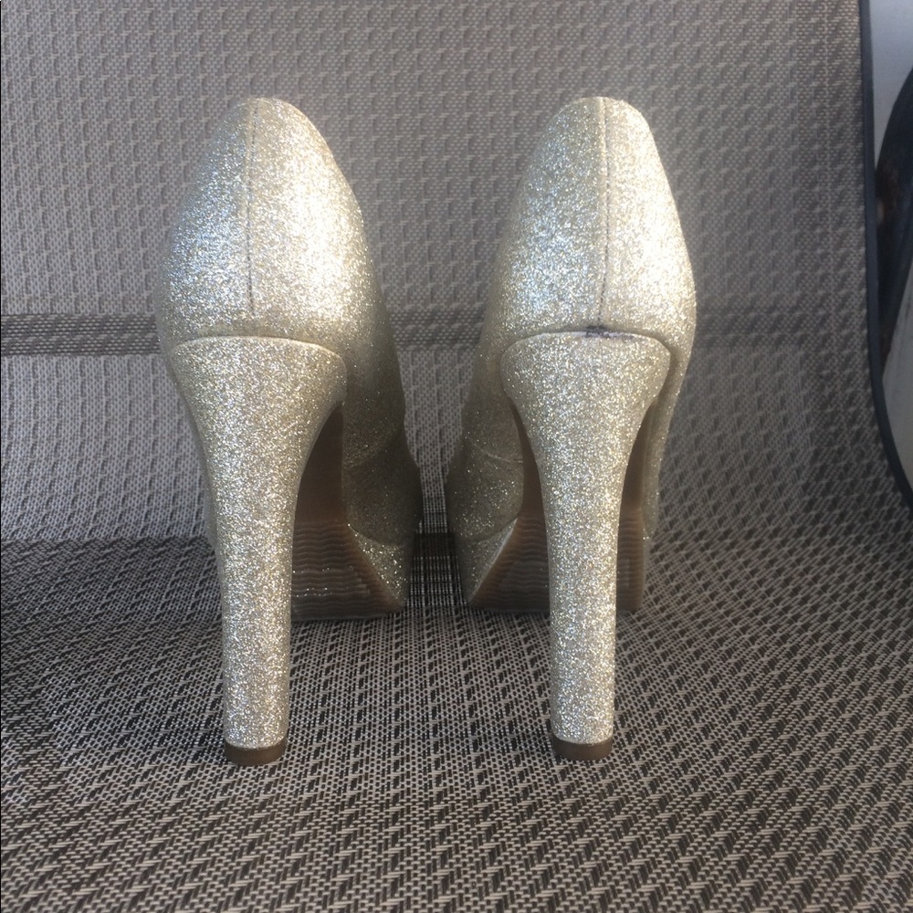 Mossimo heels - Picture 4 of 4